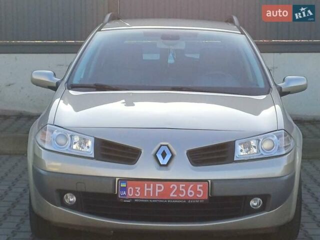 Бежевый Рено Меган, объемом двигателя 1.6 л и пробегом 195 тыс. км за 4800 $, фото 2 на Automoto.ua