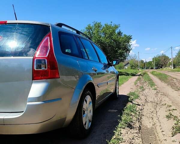 Бежевий Рено Меган, об'ємом двигуна 1.6 л та пробігом 227 тис. км за 4700 $, фото 2 на Automoto.ua