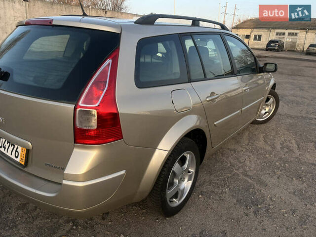 Бежевый Рено Меган, объемом двигателя 1.6 л и пробегом 177 тыс. км за 5899 $, фото 5 на Automoto.ua