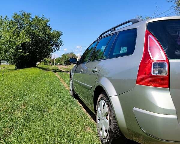 Бежевий Рено Меган, об'ємом двигуна 1.6 л та пробігом 227 тис. км за 4700 $, фото 7 на Automoto.ua