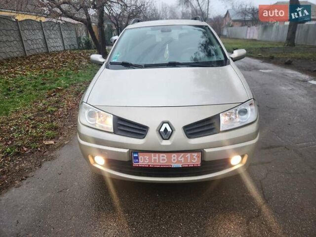Бежевий Рено Меган, об'ємом двигуна 1.6 л та пробігом 220 тис. км за 5300 $, фото 1 на Automoto.ua