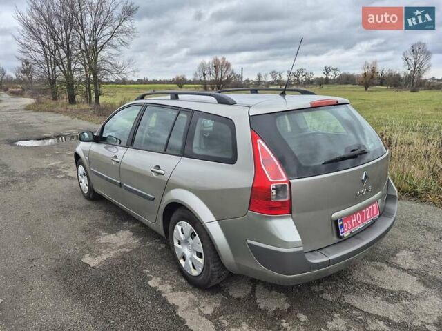 Бежевый Рено Меган, объемом двигателя 1.6 л и пробегом 135 тыс. км за 5450 $, фото 2 на Automoto.ua