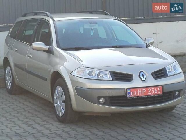Бежевый Рено Меган, объемом двигателя 1.6 л и пробегом 195 тыс. км за 4800 $, фото 3 на Automoto.ua