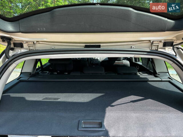 Бежевый Рено Меган, объемом двигателя 2 л и пробегом 190 тыс. км за 6300 $, фото 16 на Automoto.ua