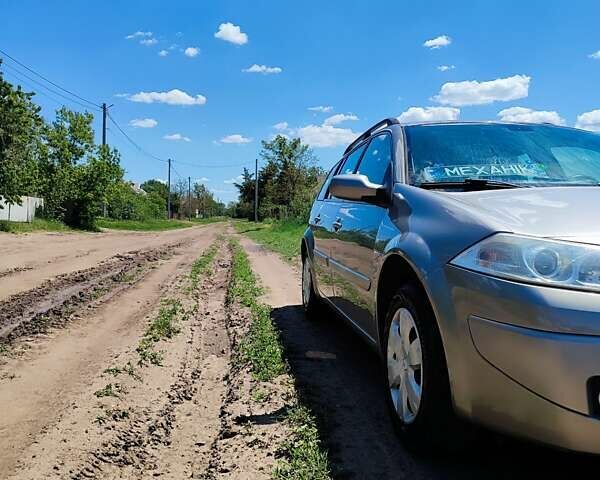 Бежевий Рено Меган, об'ємом двигуна 1.6 л та пробігом 227 тис. км за 4700 $, фото 8 на Automoto.ua