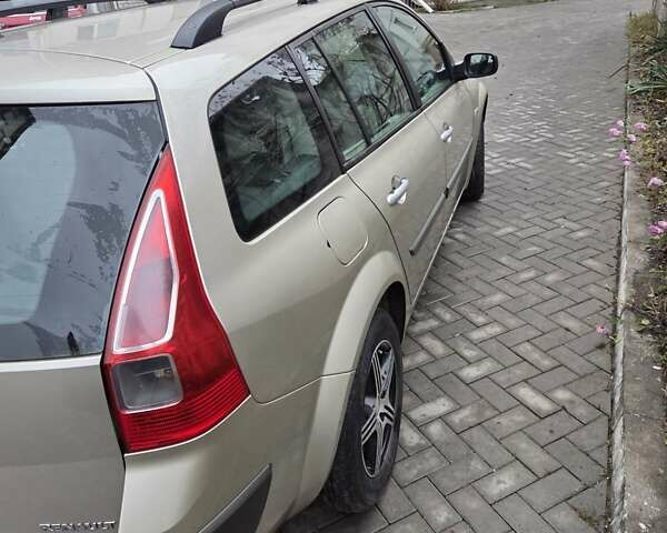 Бежевий Рено Меган, об'ємом двигуна 1.5 л та пробігом 227 тис. км за 5000 $, фото 5 на Automoto.ua