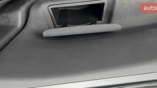 Бежевый Рено Меган, объемом двигателя 1.6 л и пробегом 370 тыс. км за 4000 $, фото 12 на Automoto.ua