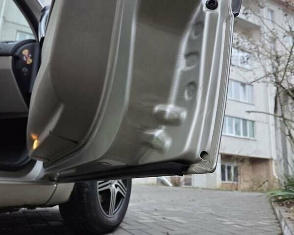 Бежевий Рено Меган, об'ємом двигуна 1.5 л та пробігом 227 тис. км за 5000 $, фото 18 на Automoto.ua