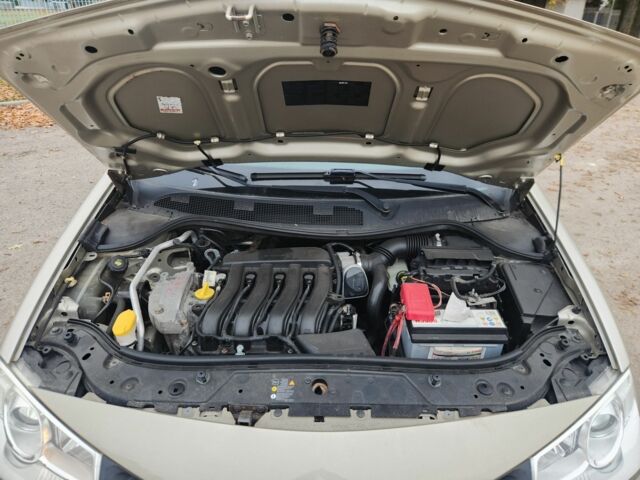 Бежевий Рено Меган, об'ємом двигуна 1.6 л та пробігом 220 тис. км за 5300 $, фото 23 на Automoto.ua