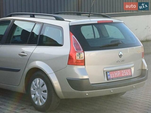 Бежевый Рено Меган, объемом двигателя 1.6 л и пробегом 195 тыс. км за 4800 $, фото 11 на Automoto.ua