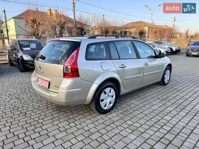 Бежевый Рено Меган, объемом двигателя 1.6 л и пробегом 194 тыс. км за 5500 $, фото 2 на Automoto.ua
