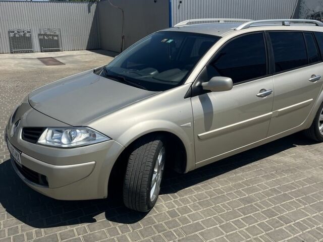 Бежевый Рено Меган, объемом двигателя 2 л и пробегом 213 тыс. км за 5000 $, фото 5 на Automoto.ua