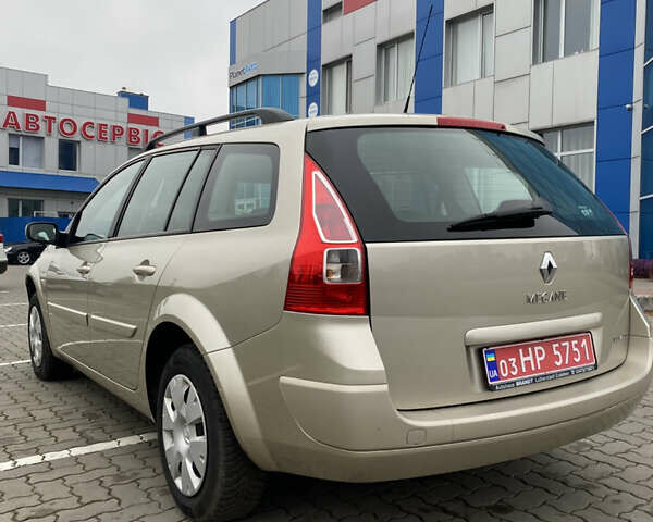 Бежевый Рено Меган, объемом двигателя 1.6 л и пробегом 230 тыс. км за 5650 $, фото 2 на Automoto.ua