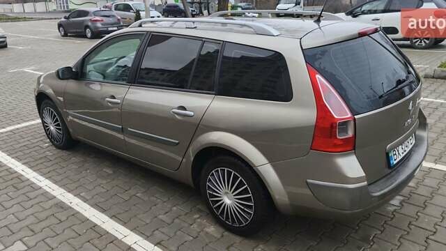 Бежевый Рено Меган, объемом двигателя 1.5 л и пробегом 311 тыс. км за 5800 $, фото 5 на Automoto.ua