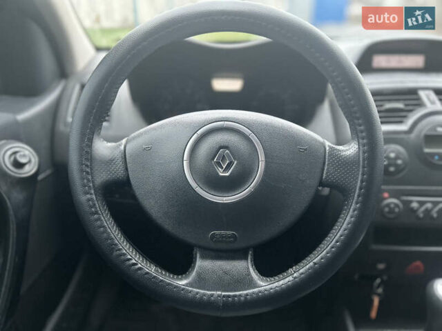 Бежевый Рено Меган, объемом двигателя 1.6 л и пробегом 248 тыс. км за 4699 $, фото 12 на Automoto.ua