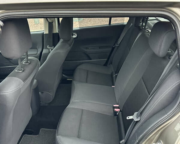 Бежевий Рено Меган, об'ємом двигуна 1.6 л та пробігом 210 тис. км за 6200 $, фото 22 на Automoto.ua