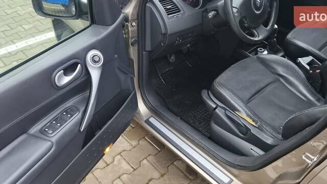 Бежевый Рено Меган, объемом двигателя 1.5 л и пробегом 311 тыс. км за 5800 $, фото 9 на Automoto.ua