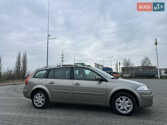 Бежевий Рено Меган, об'ємом двигуна 1.6 л та пробігом 210 тис. км за 6200 $, фото 7 на Automoto.ua