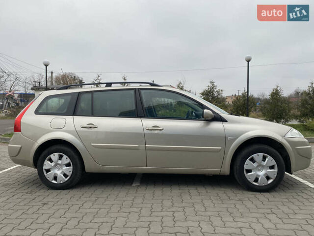 Бежевый Рено Меган, объемом двигателя 1.6 л и пробегом 230 тыс. км за 5650 $, фото 7 на Automoto.ua