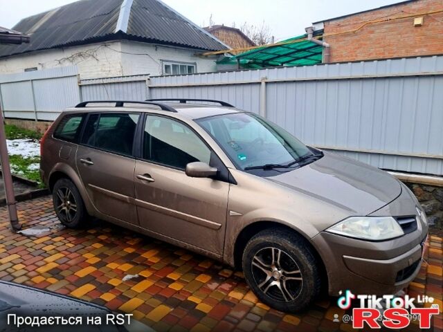 Бежевый Рено Меган, объемом двигателя 1.6 л и пробегом 181 тыс. км за 5500 $, фото 2 на Automoto.ua