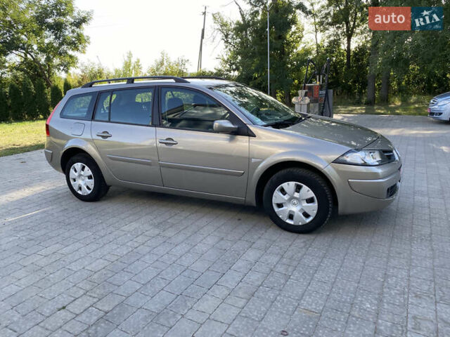 Бежевый Рено Меган, объемом двигателя 1.6 л и пробегом 127 тыс. км за 5500 $, фото 22 на Automoto.ua