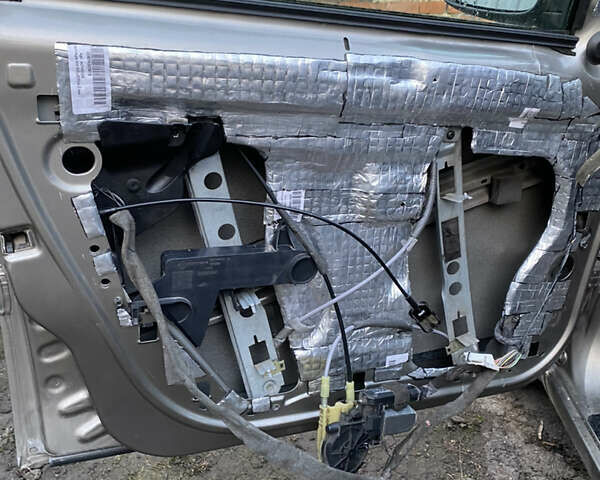 Бежевий Рено Меган, об'ємом двигуна 1.6 л та пробігом 299 тис. км за 4900 $, фото 35 на Automoto.ua