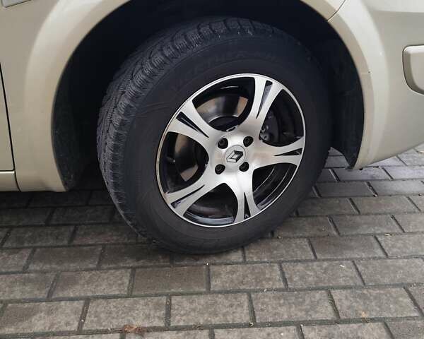 Бежевий Рено Меган, об'ємом двигуна 1.6 л та пробігом 191 тис. км за 6000 $, фото 14 на Automoto.ua