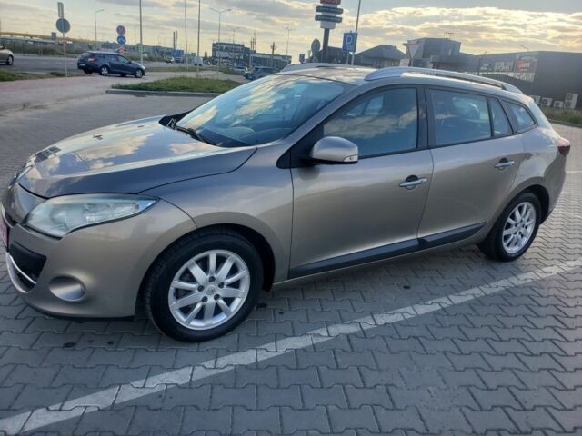 Бежевий Рено Меган, об'ємом двигуна 2 л та пробігом 175 тис. км за 6050 $, фото 5 на Automoto.ua