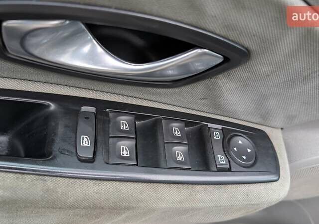 Рено Меган 2009 в Козовой на Automoto.ua Бежевый Рено Меган, объемом двигателя 1.46 л и пробегом 365 тыс. км за 5990 $, фото 14 на Automoto.ua