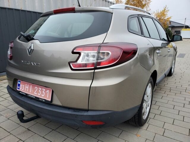 Бежевий Рено Меган, об'ємом двигуна 2 л та пробігом 175 тис. км за 6450 $, фото 9 на Automoto.ua