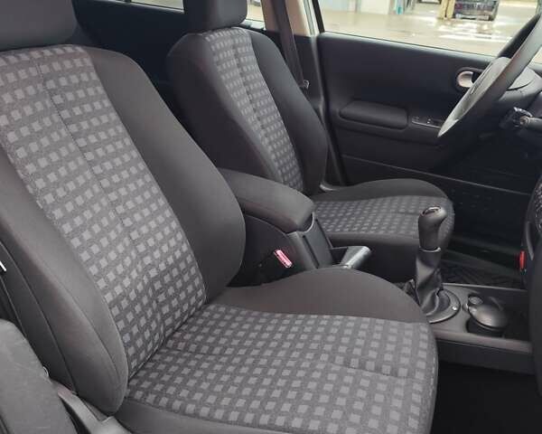 Бежевый Рено Меган, объемом двигателя 1.6 л и пробегом 191 тыс. км за 5900 $, фото 43 на Automoto.ua