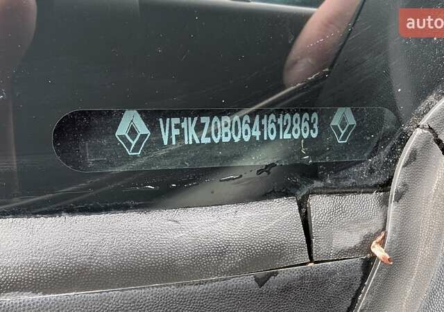 Рено Меган 2009 в Козовой на Automoto.ua Бежевый Рено Меган, объемом двигателя 1.46 л и пробегом 365 тыс. км за 5990 $, фото 25 на Automoto.ua