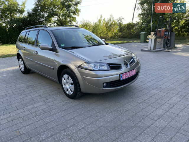 Бежевый Рено Меган, объемом двигателя 1.6 л и пробегом 127 тыс. км за 5500 $, фото 24 на Automoto.ua