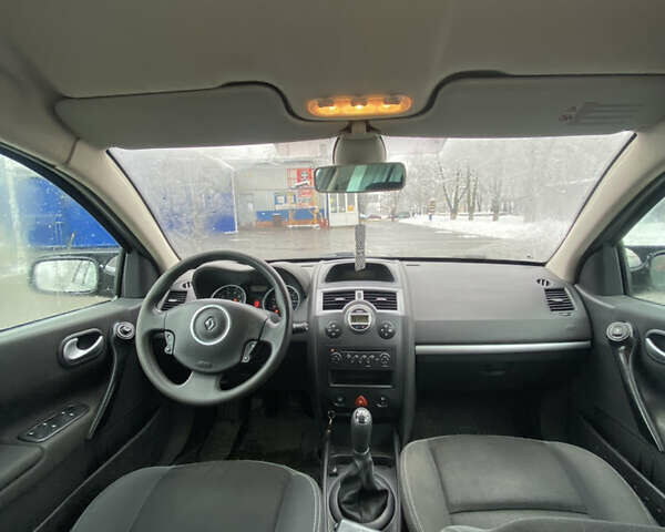 Бежевий Рено Меган, об'ємом двигуна 1.6 л та пробігом 299 тис. км за 4900 $, фото 25 на Automoto.ua