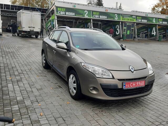 Рено Меган 2009 у Кропивницькому (Кіровограді) на Automoto.ua Бежевий Рено Меган, об'ємом двигуна 1.4 л та пробігом 178 тис. км за 6800 $, фото 5 на Automoto.ua