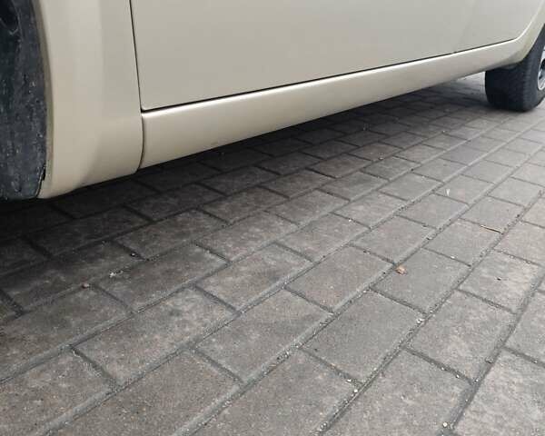 Бежевый Рено Меган, объемом двигателя 1.6 л и пробегом 191 тыс. км за 5900 $, фото 19 на Automoto.ua