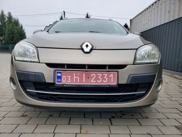 Бежевий Рено Меган, об'ємом двигуна 2 л та пробігом 175 тис. км за 6450 $, фото 8 на Automoto.ua