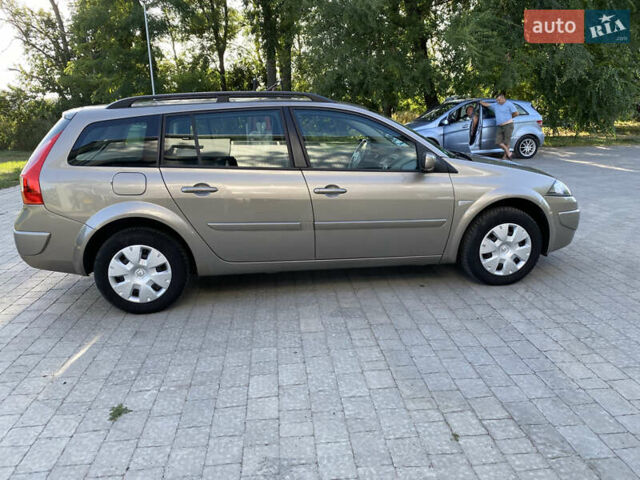 Бежевый Рено Меган, объемом двигателя 1.6 л и пробегом 127 тыс. км за 5500 $, фото 3 на Automoto.ua