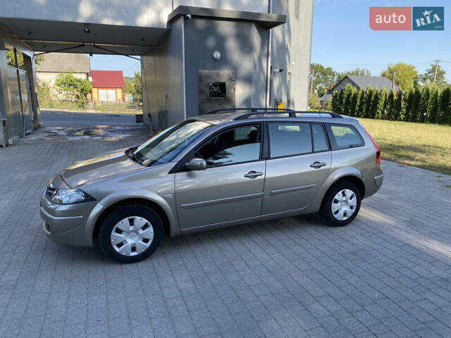 Бежевый Рено Меган, объемом двигателя 1.6 л и пробегом 127 тыс. км за 5500 $, фото 11 на Automoto.ua