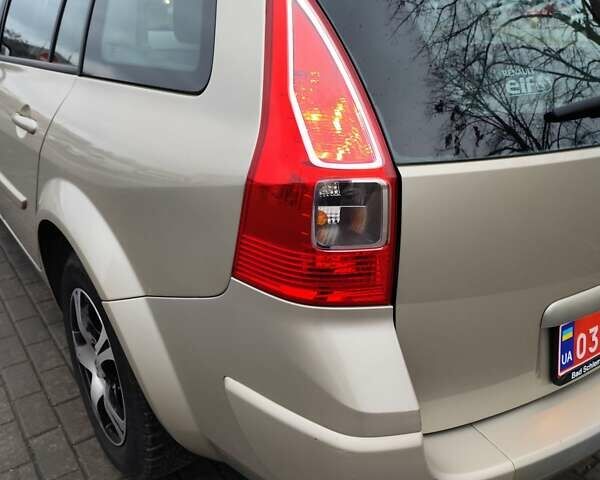 Бежевый Рено Меган, объемом двигателя 1.6 л и пробегом 191 тыс. км за 5900 $, фото 16 на Automoto.ua