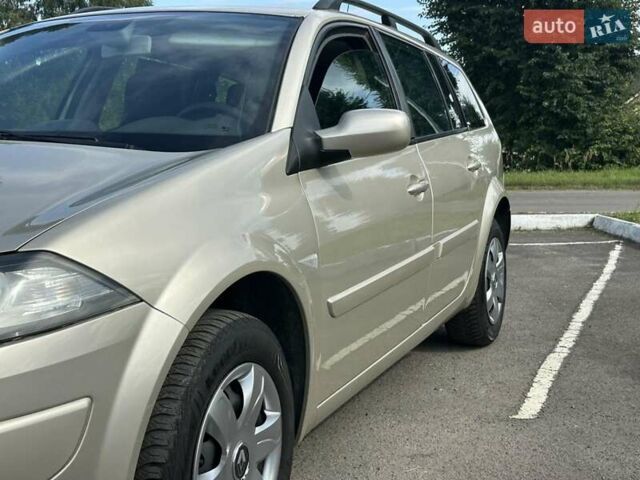 Бежевый Рено Меган, объемом двигателя 1.6 л и пробегом 227 тыс. км за 5900 $, фото 4 на Automoto.ua