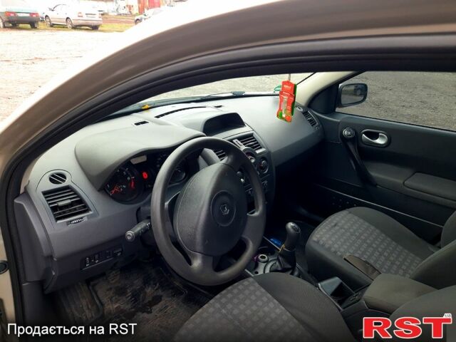 Бежевий Рено Меган, об'ємом двигуна 1.6 л та пробігом 220 тис. км за 5800 $, фото 6 на Automoto.ua