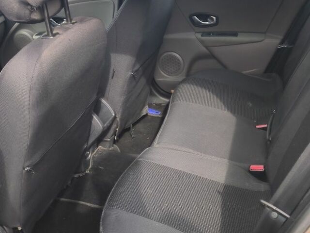 Бежевий Рено Меган, об'ємом двигуна 1.5 л та пробігом 239 тис. км за 5850 $, фото 6 на Automoto.ua