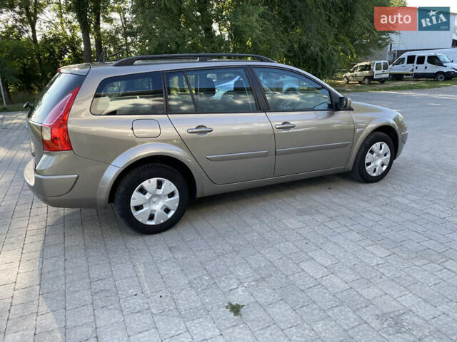 Бежевый Рено Меган, объемом двигателя 1.6 л и пробегом 127 тыс. км за 5500 $, фото 20 на Automoto.ua