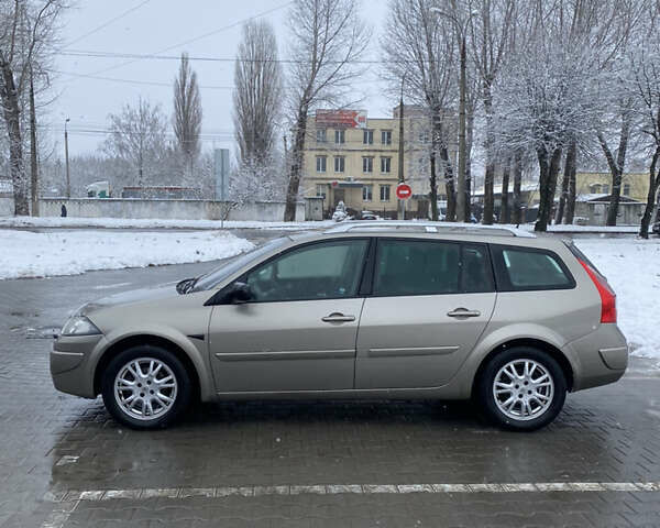 Бежевий Рено Меган, об'ємом двигуна 1.6 л та пробігом 299 тис. км за 4900 $, фото 3 на Automoto.ua