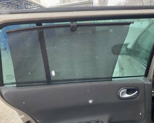 Бежевий Рено Меган, об'ємом двигуна 1.6 л та пробігом 299 тис. км за 4900 $, фото 18 на Automoto.ua