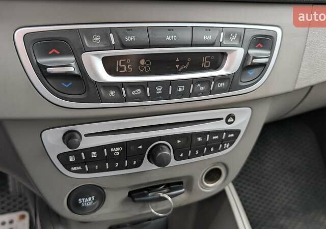 Рено Меган 2009 в Козовой на Automoto.ua Бежевый Рено Меган, объемом двигателя 1.46 л и пробегом 365 тыс. км за 5990 $, фото 18 на Automoto.ua