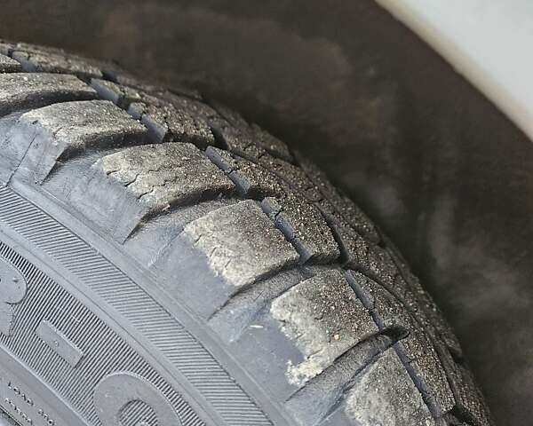 Бежевый Рено Меган, объемом двигателя 1.6 л и пробегом 209 тыс. км за 5750 $, фото 23 на Automoto.ua