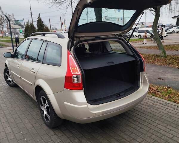 Бежевий Рено Меган, об'ємом двигуна 1.6 л та пробігом 191 тис. км за 6000 $, фото 9 на Automoto.ua