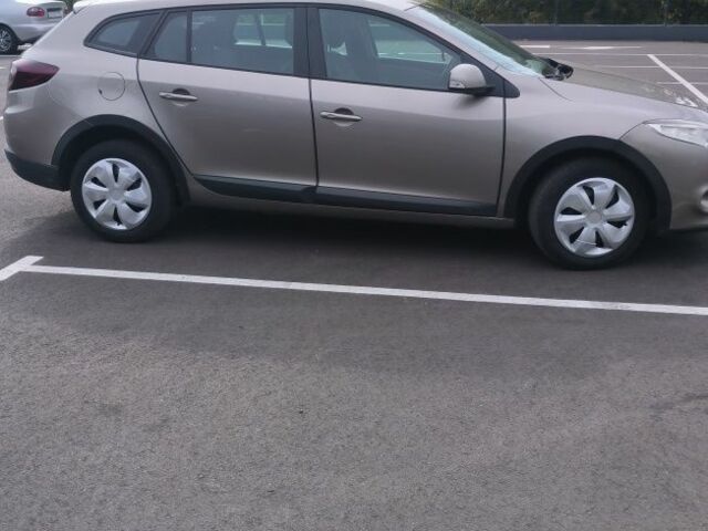 Бежевий Рено Меган, об'ємом двигуна 1.5 л та пробігом 239 тис. км за 5850 $, фото 2 на Automoto.ua